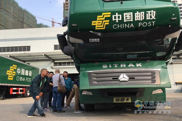 采埃孚组织中国邮政车队进行驾驶培训