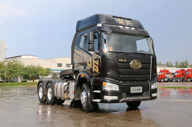 一汽解放 新J6P重卡 500马力 6X4牵引车(CA4250P66K25T1A1E5)