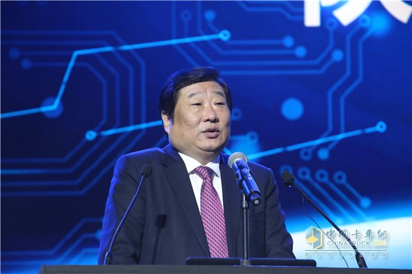 潍柴动力股份有限公司董事长、CEO，陕西重型汽车有限公司董事长谭旭光