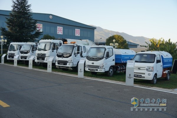 时骏汽车大理邓川制造基地生产的时骏专用车