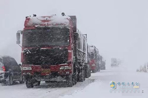 雪天行车