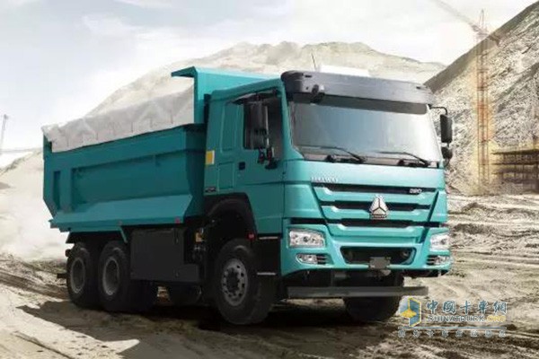 中国重汽豪沃自卸车
