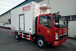 冷链快运专家 豪沃D30轻型冷藏车