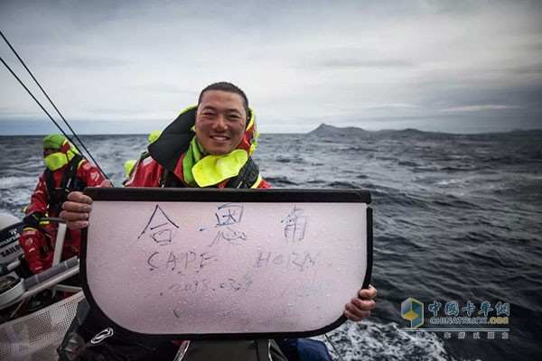 东风队终登沃尔沃环球帆船赛总积分榜首位