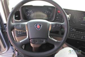 斯堪尼亚 G410 6×4NA 6×4牵引车（危险品运输）