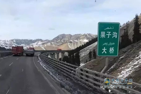 赵师傅拍下的山川景色