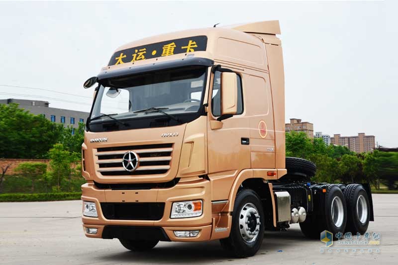 大运重卡 N9H系列 6×4 400-490马力 牵引车（奔驰发动机）