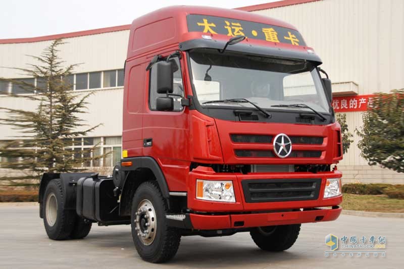 大运重卡 新N8E系列 4×2 300马力 牵引车