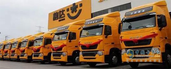 中国重汽累计有554台HOWO-T7H卡车交付韵达公司