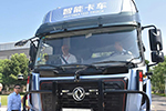 体验天龙无人驾驶车 沃尔沃集团高层参访东风