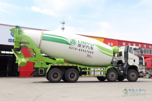 解放 J6P 390马力 8X4 混凝土搅拌车(凌宇牌) 