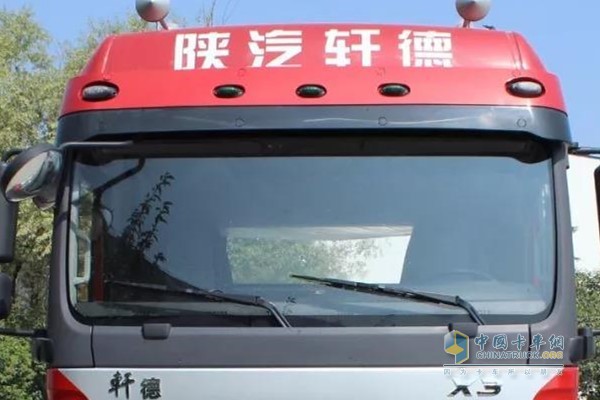 陕汽轩德3系牵引车