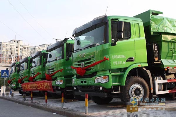 联合卡车新型城市智能环保渣土车