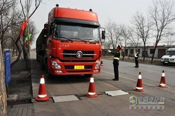 广东全省较大以上事故频发势头得到初步遏制