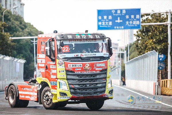 乘龙车队赛车