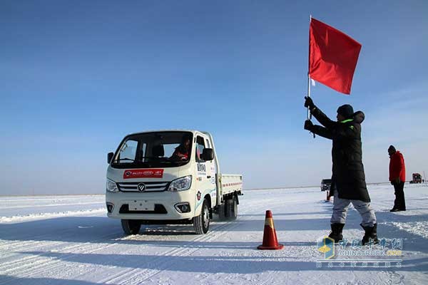 福田祥菱进行低温测试