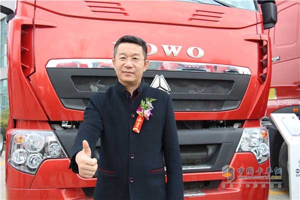 中国重汽销售部党委常务书记高增东