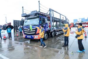 轿运车一体化解决方案发布  2018年中国高效物流卡车公开赛盐城站举行