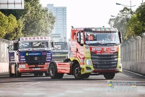 2018中国卡车公开赛乘龙车队赛车
