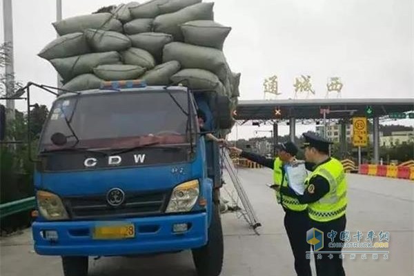 湖北省对高速公路计重收费货车轴荷及质量限值进行调整