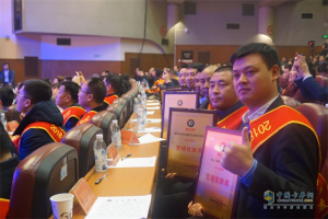 年底了 重汽的“王牌军”带着成绩单和6.6万辆的目标强势来袭
