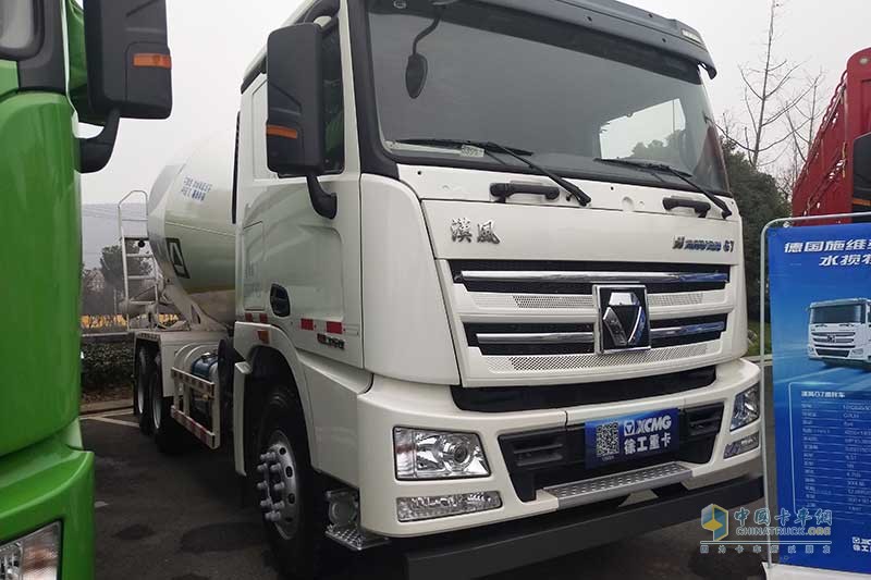 徐工汽车 漢风G7 6×4 350马力 14m³ 搅拌车