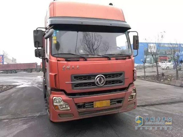 东风天龙375双驱半挂车