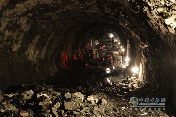 龙丽温高速文瑞段2标新联隧道最后一次爆破