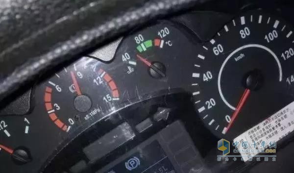 行驶中水温指针在绿色区间的时候车况就是良好的