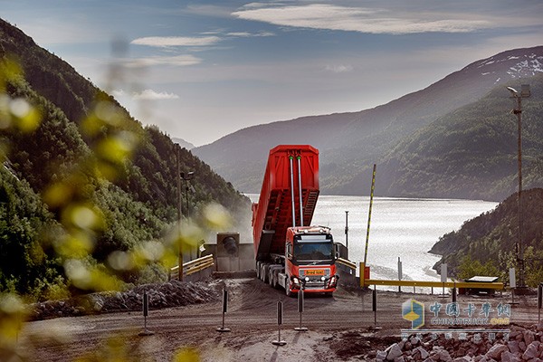 沃尔沃卡车在挪威Brønnøy-Kalk-AS首个商业自动运输解决方案