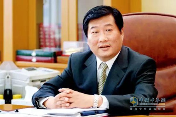 潍柴集团董事长、中国内燃机工业协会名誉会长---谭旭光