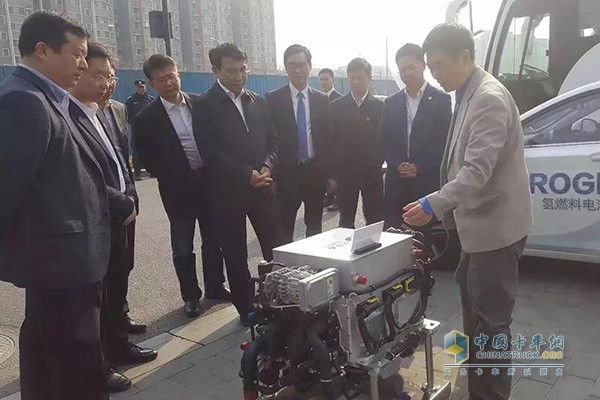 鼓励氢能产业发展 北京市海淀区委书记于军视察亿华通 
