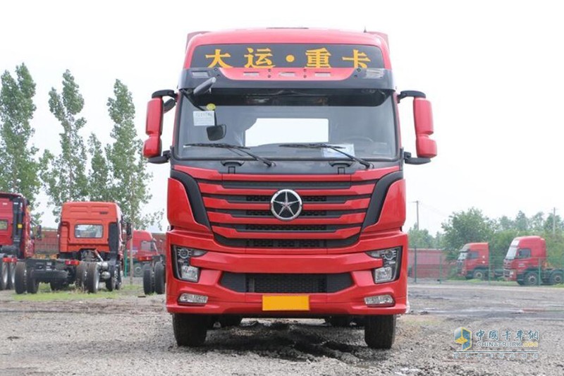 大运 N8V重卡 标载型 430马力 6X4牵引车(CGC4250D5ECCE) 