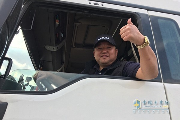 冷链之旅主驾驶覃道军师傅