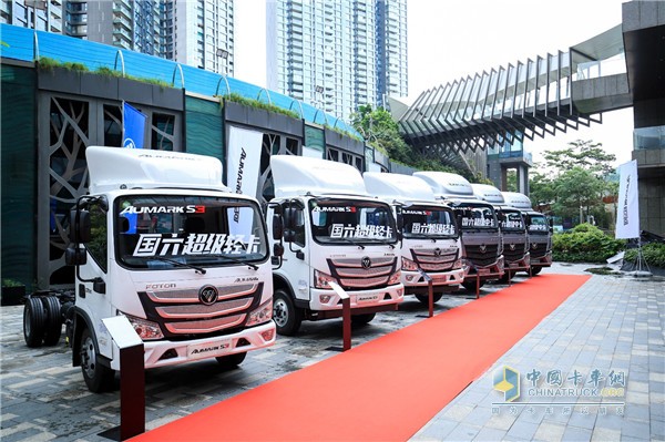 欧马可批量上市的超级卡车国六全系产品