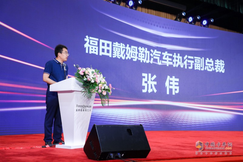 超级动力链新品上市、全系国六到位、321闪修服务发布 欧曼“王炸”惊喜不断