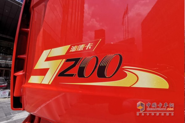 更加成熟领先的“汕德卡5200款高效物流牵引车”