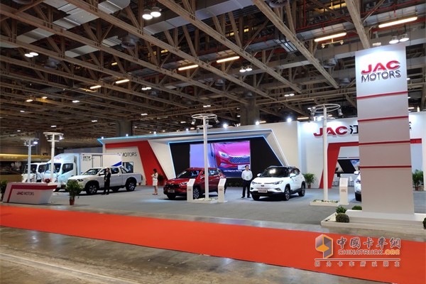 JAC参展2019年第9届中国(澳门)国际汽车博览会