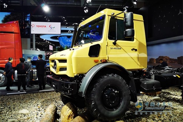 乌尼莫克（Unimog）