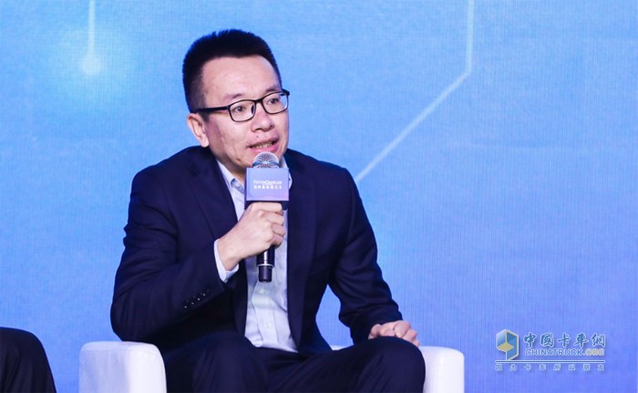 中国汽研商用车评价工作组组长、高级工程师徐磊发表观点