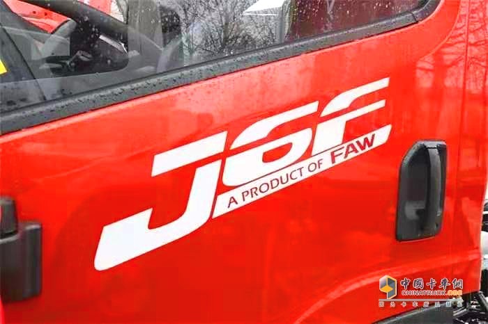 解放J6F低油耗
