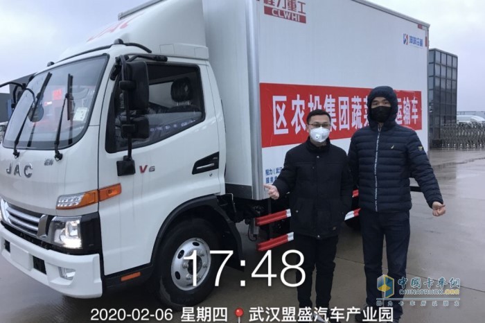 安徽康明斯与湖北江淮汽车，为了武汉人民能够持续吃上新鲜可口的蔬菜，全力以赴