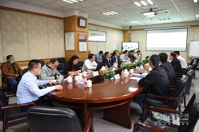 东风商用车有限公司与北京环卫集团环卫装备有限公司展开战略合作
