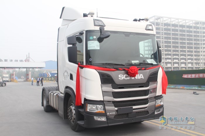 斯堪尼亚G410 4×2牵引车