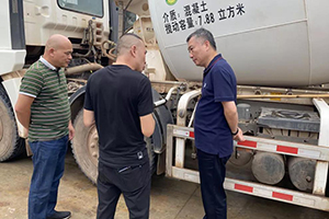 徐工重卡罗东海一行调研广西市场