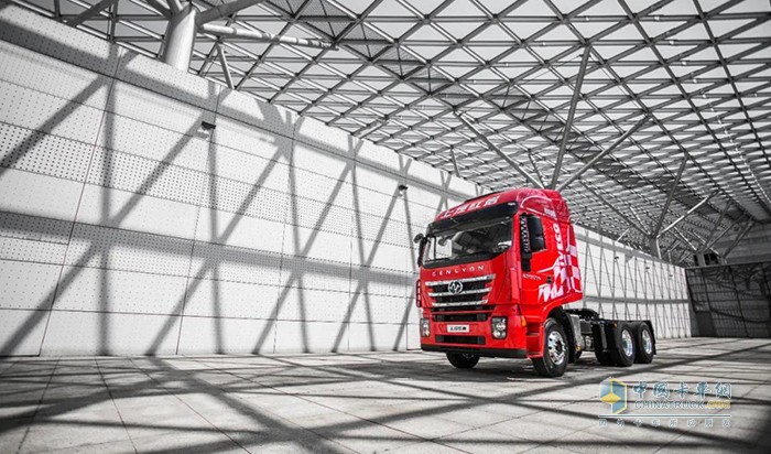 红岩杰狮2020牵引车