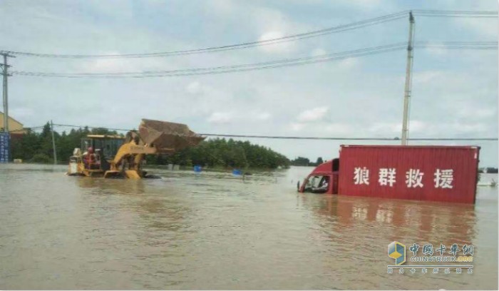 江淮轻卡尽最大力量保障赈灾和受灾车辆正常运营