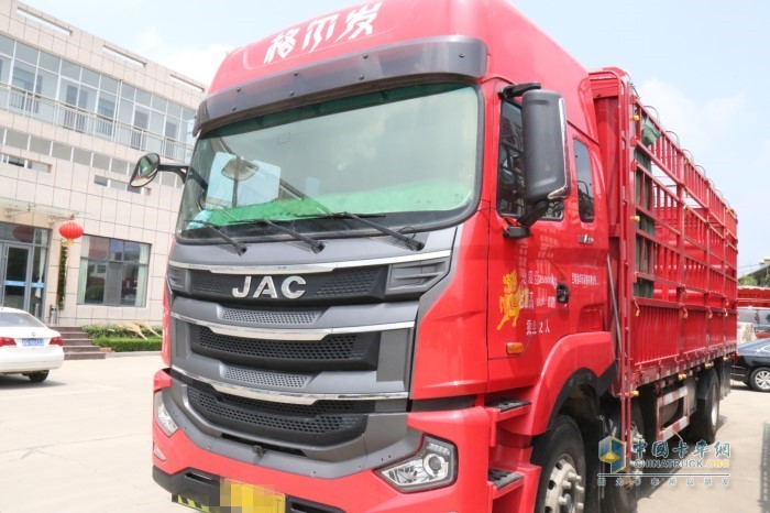 格尔发A5W载货车