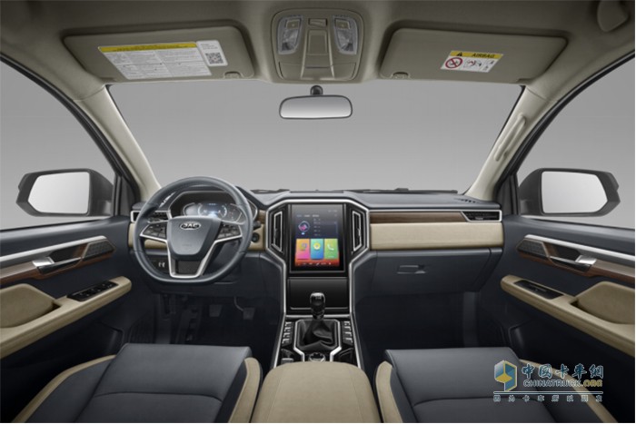 悍途将SUV的豪华与智能，融入皮卡的多功能与越野特性，为车主提供更多可能