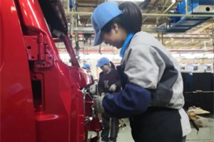 攻坚克难 大运各部门全力以赴确保高质量完成生产任务